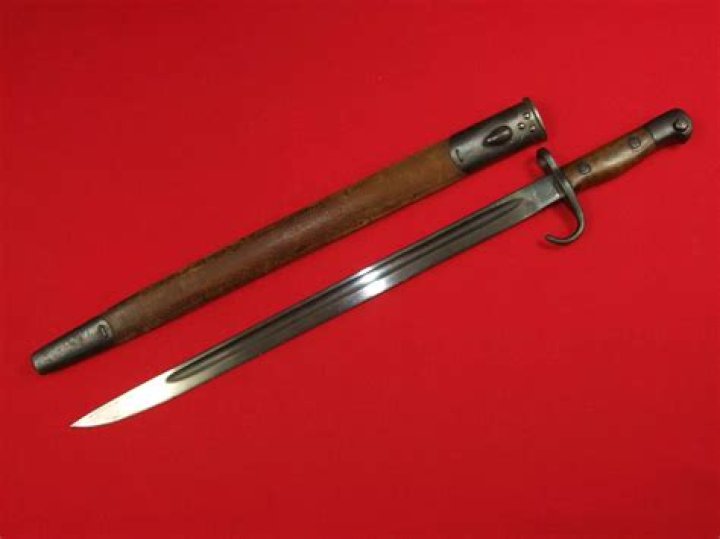 Are bayonets legal in war?