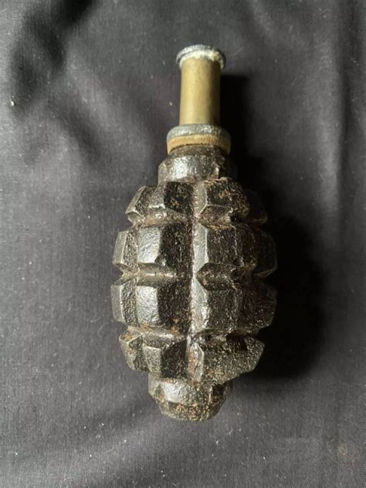 Are F1 grenades good in rust?