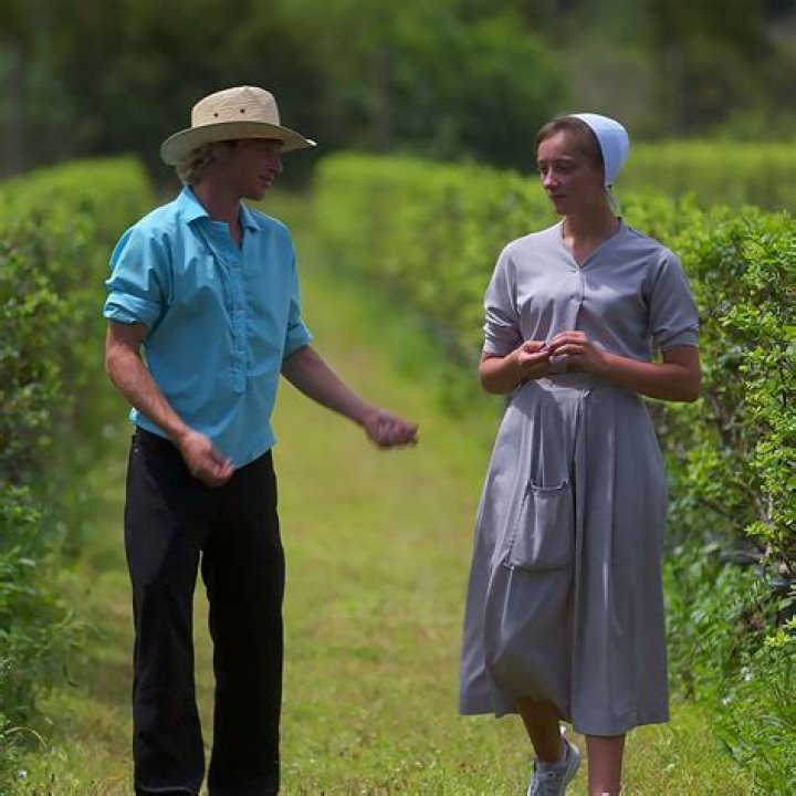 Are Maureen and Rosanna related Return to Amish?