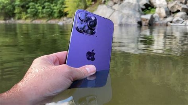 Are the new iphones waterproof?