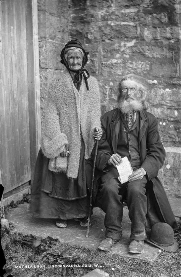 Are there any photos of the Irish famine?