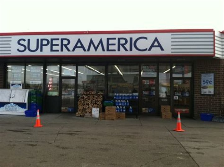 Are there any SuperAmerica stores left?