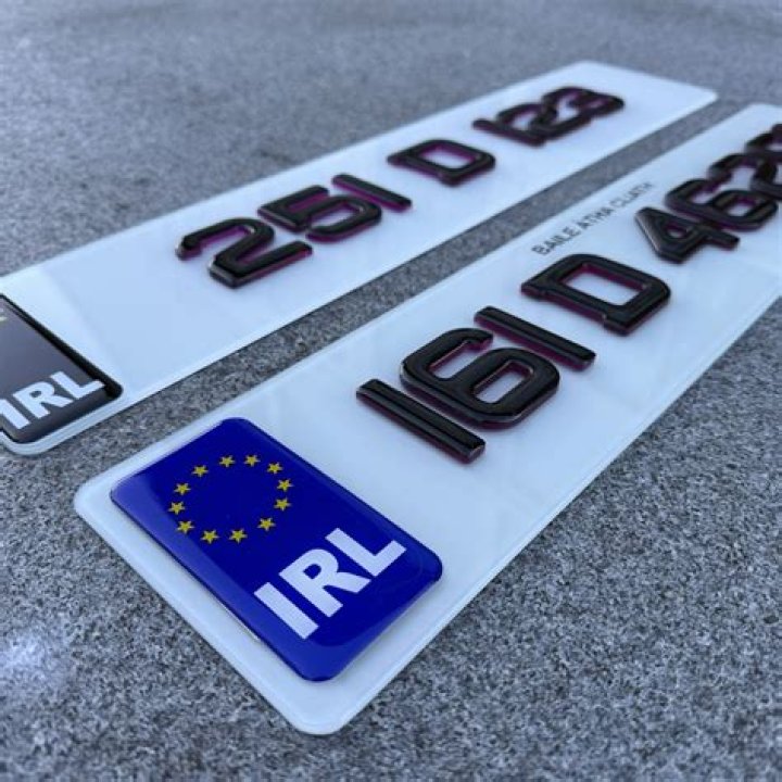 Are tinted number plates legal UK 2021?