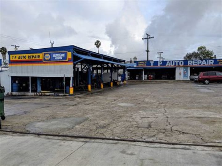 Can AutoZone test my alternator?