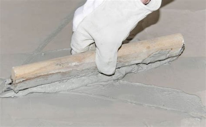 Can bathroom tile be Regrouted?