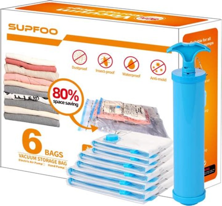 Can clothes moths survive in vacuum bags?