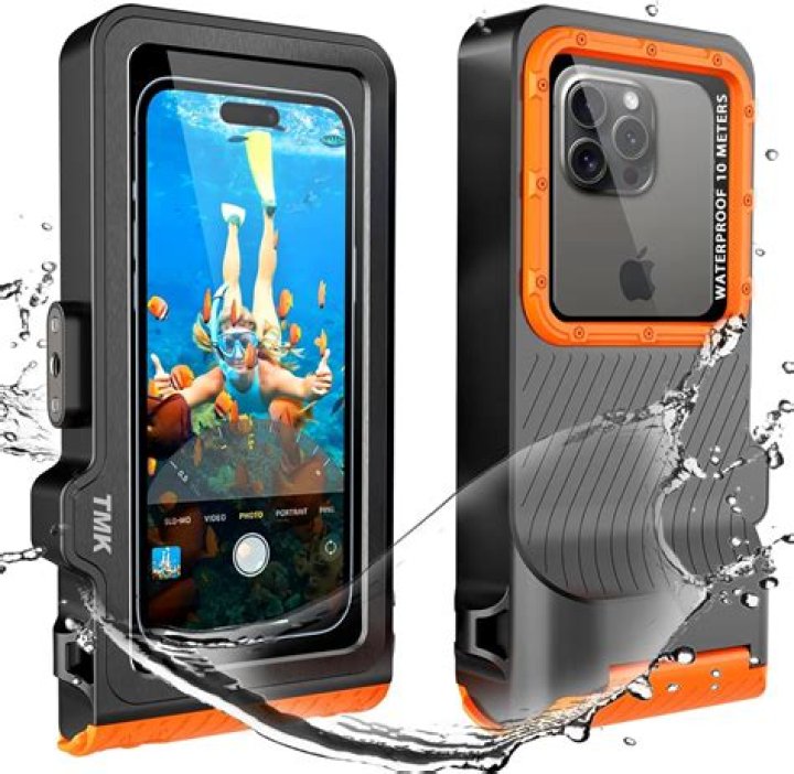 Can I take my iPhone 12 Pro Max snorkeling?