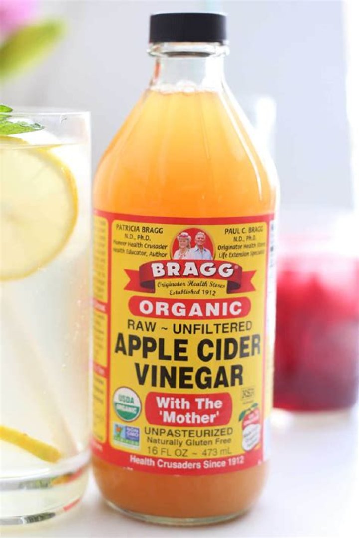 Can I use apple cider vinegar to unclog a drain?