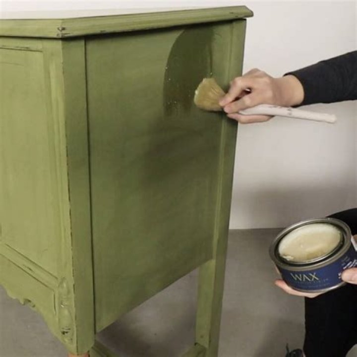 Can I use chalk paint wax on bare wood?