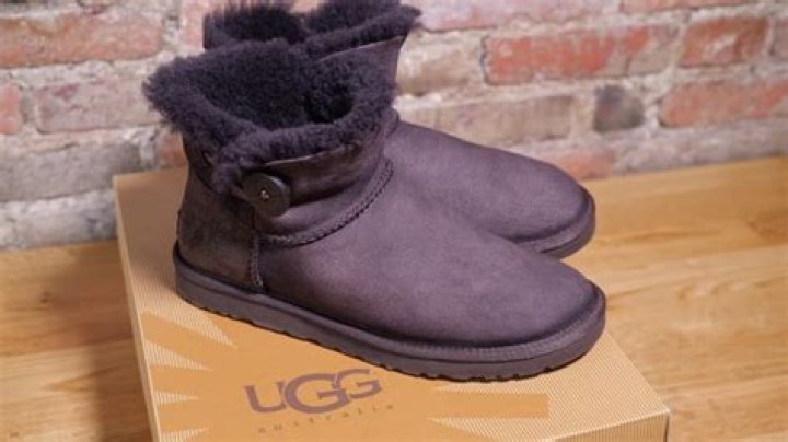 Can I wash Ugg boots in the washing machine?