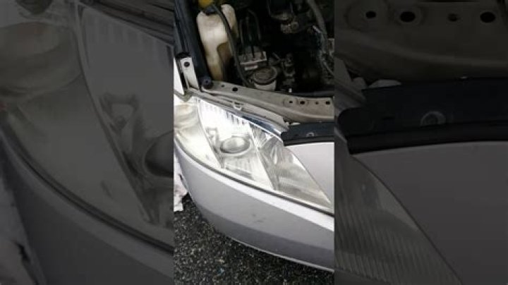 Can Magic Eraser be used on headlights?