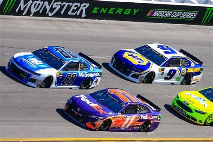 Can NASCAR cars go in reverse?
