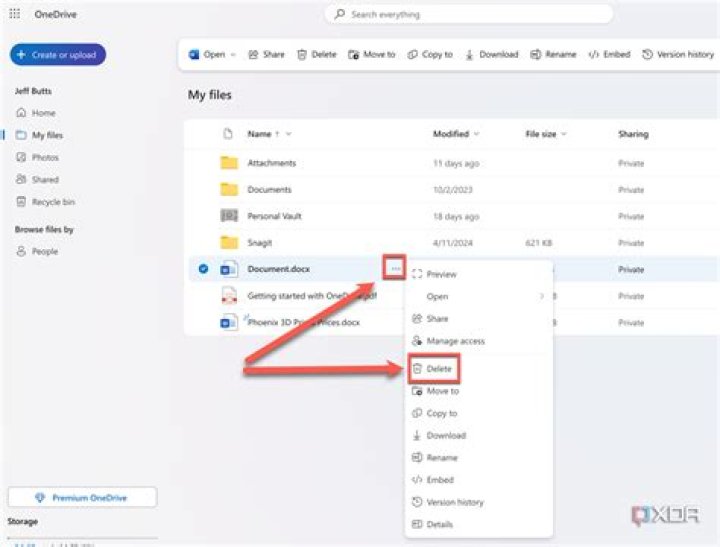 Can you delete a person on Photos?