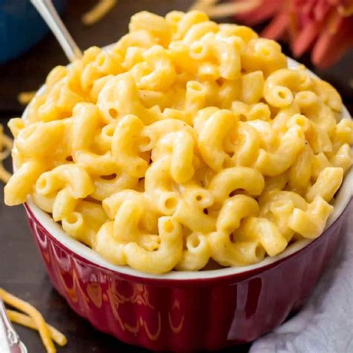 Can you eat macaroni and cheese with new dentures?