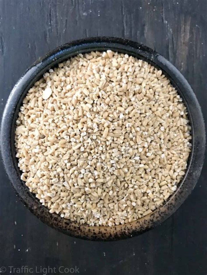 Can you eat uncooked steel cut oats?