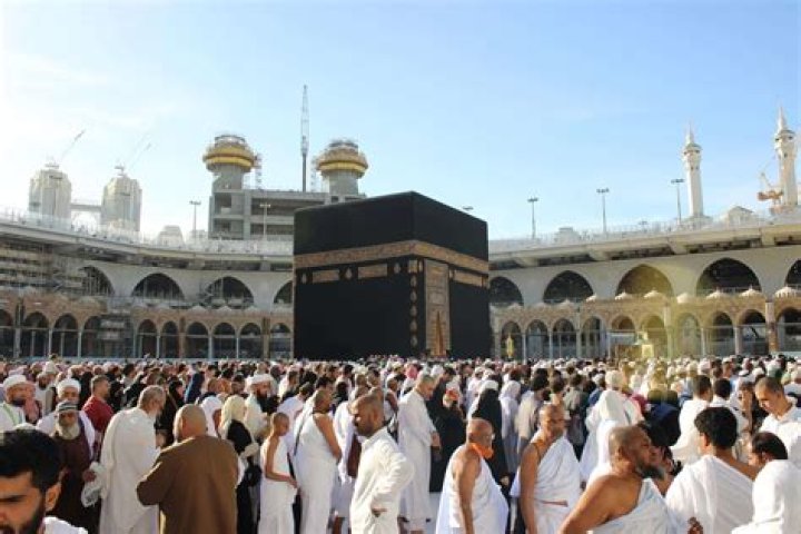 Can you go to Mecca as a tourist?