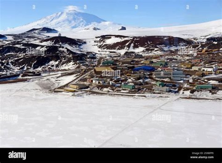 Can you live at McMurdo?