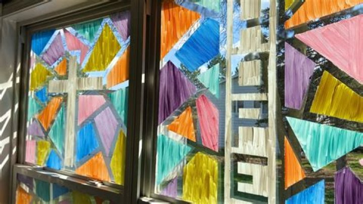 Can you paint over glass windows?