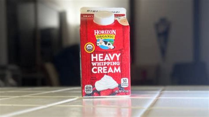 Can you put heavy cream in tea?