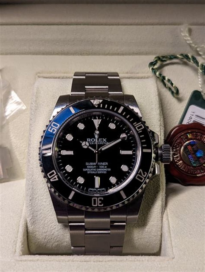 Can you scratch the glass on a Rolex?