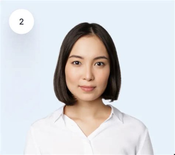 Can you show shoulders in passport photo?