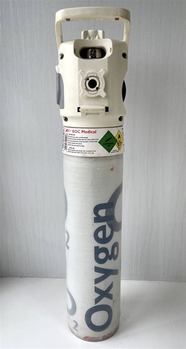 Can you use a oxygen tank for argon?