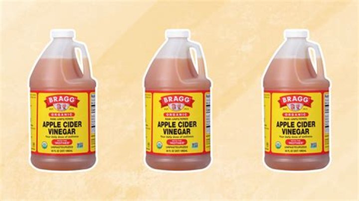 Can you use apple cider vinegar to clean Tupperware?