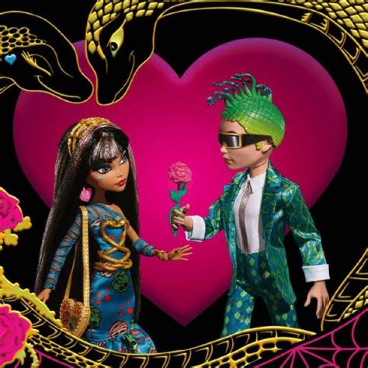 Did Cleo and Deuce break up Monster High?