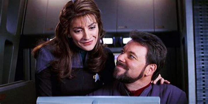 Did Deanna Troi marry Riker?