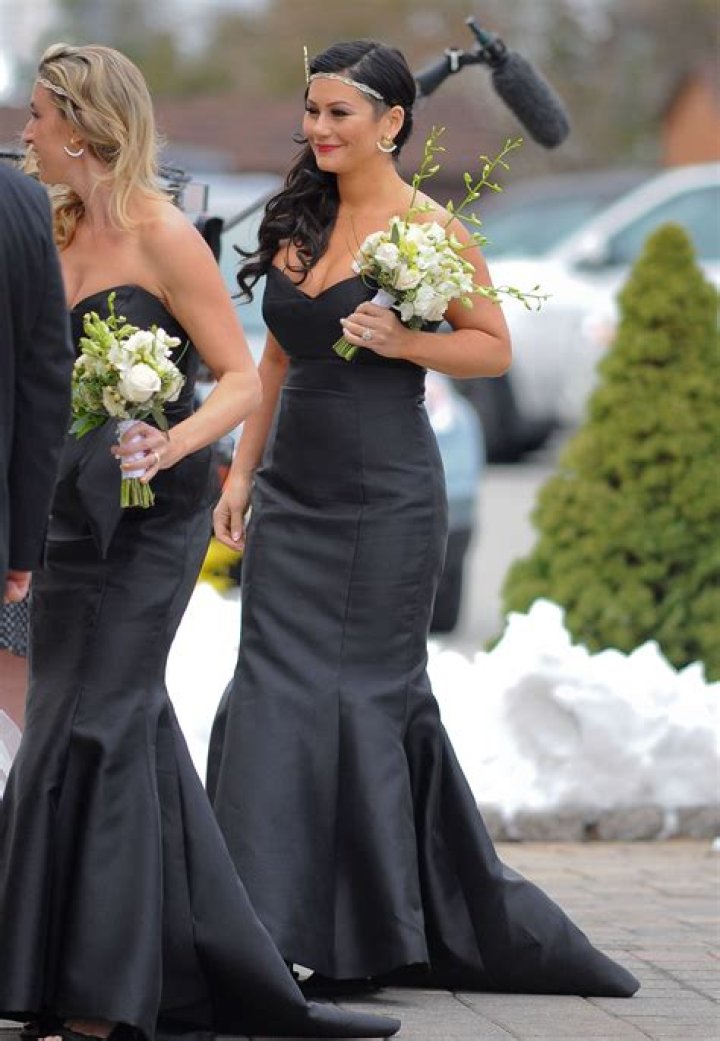 Did the cast of Jersey Shore attend Snooki's wedding?