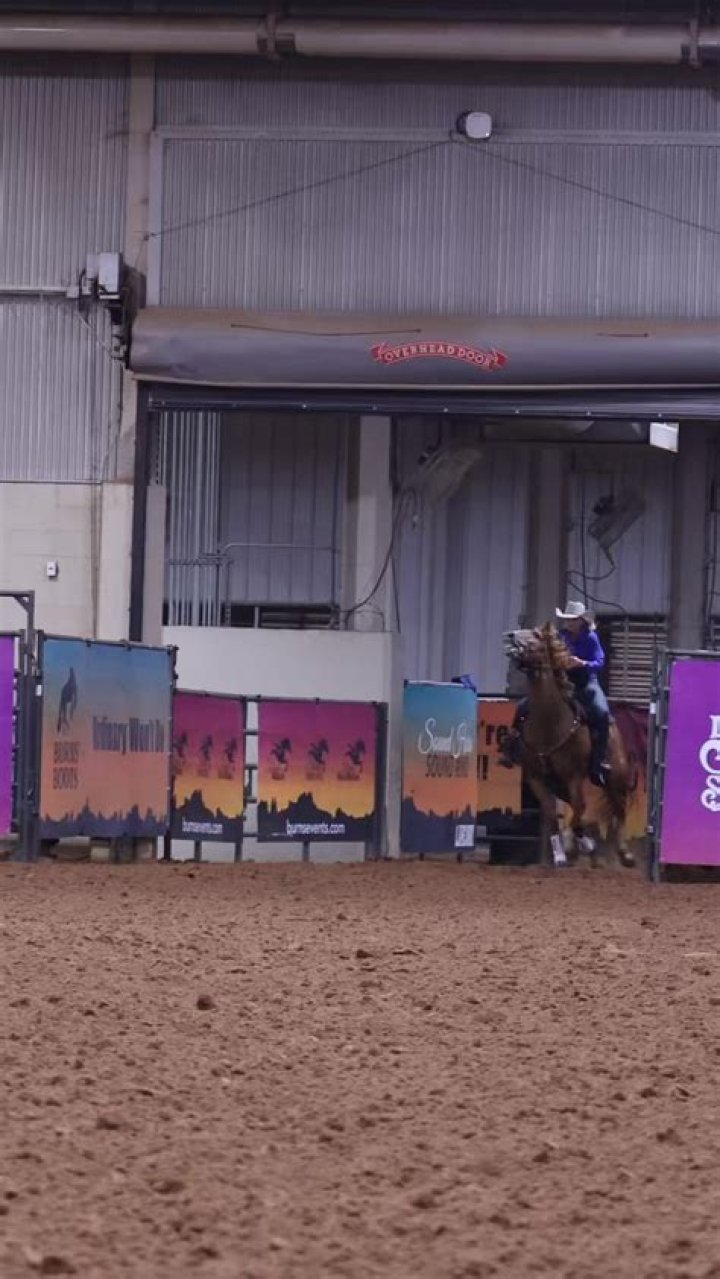 Do arena points carry over to next season TBC?