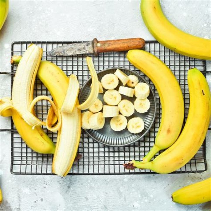Do bananas thicken your blood?