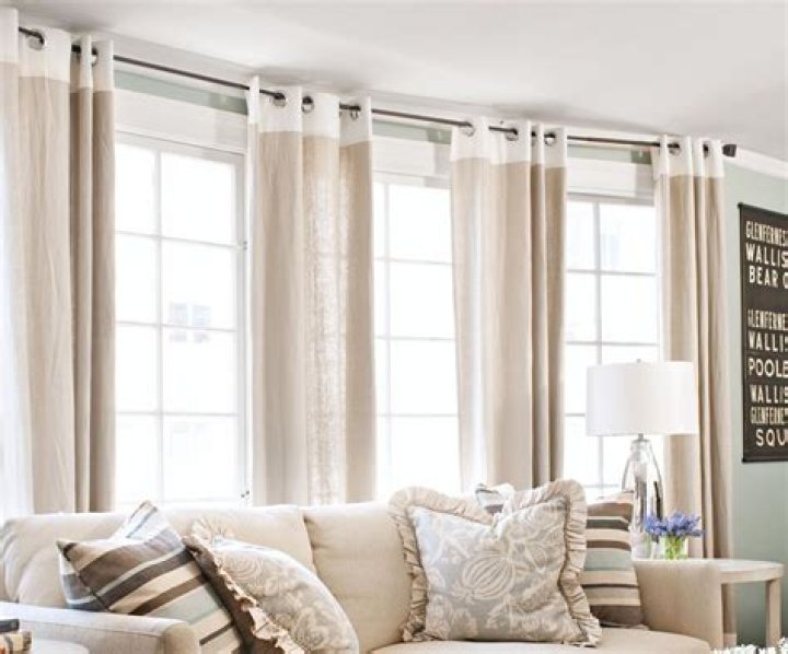 Do curtains help with drafty windows?