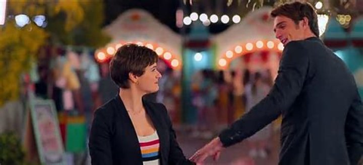 Do Elle and Noah stay together in book 3?