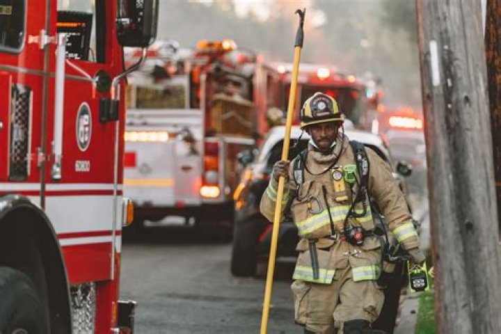 Do firefighters get 401k?