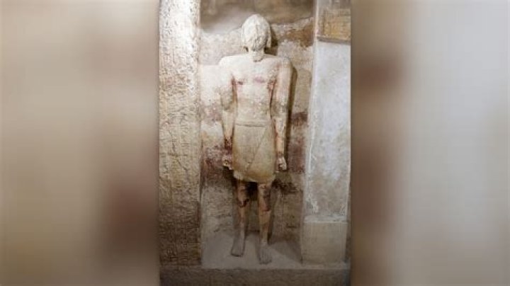 Do Gypsy burn their dead?