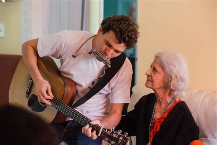 Do left-handers hear music differently?