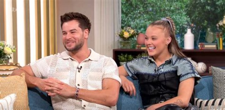 Do Melissa and Chris Argent get together?