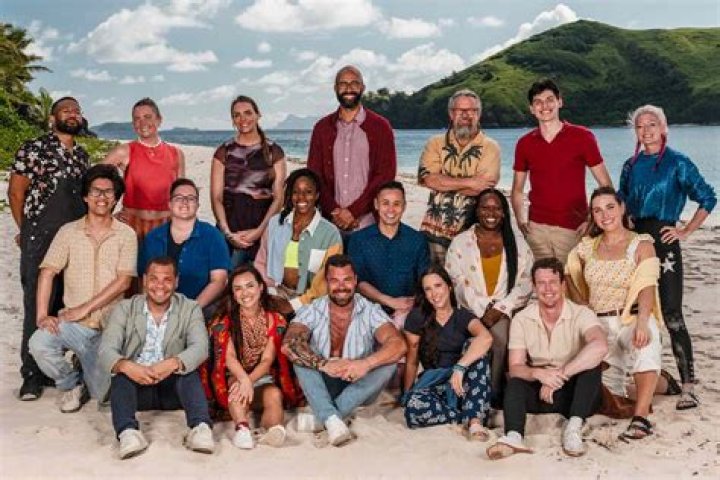 Do Survivor contestants gain the weight back?