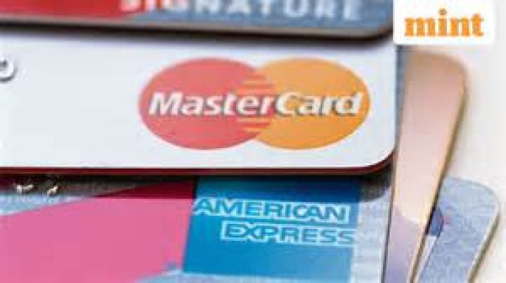 Does Cancelling a credit card hurt your credit score?