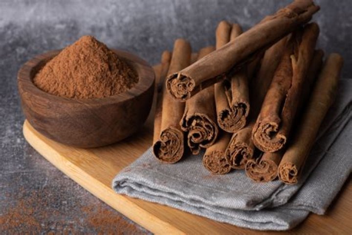Does cinnamon get rid of wrinkles?