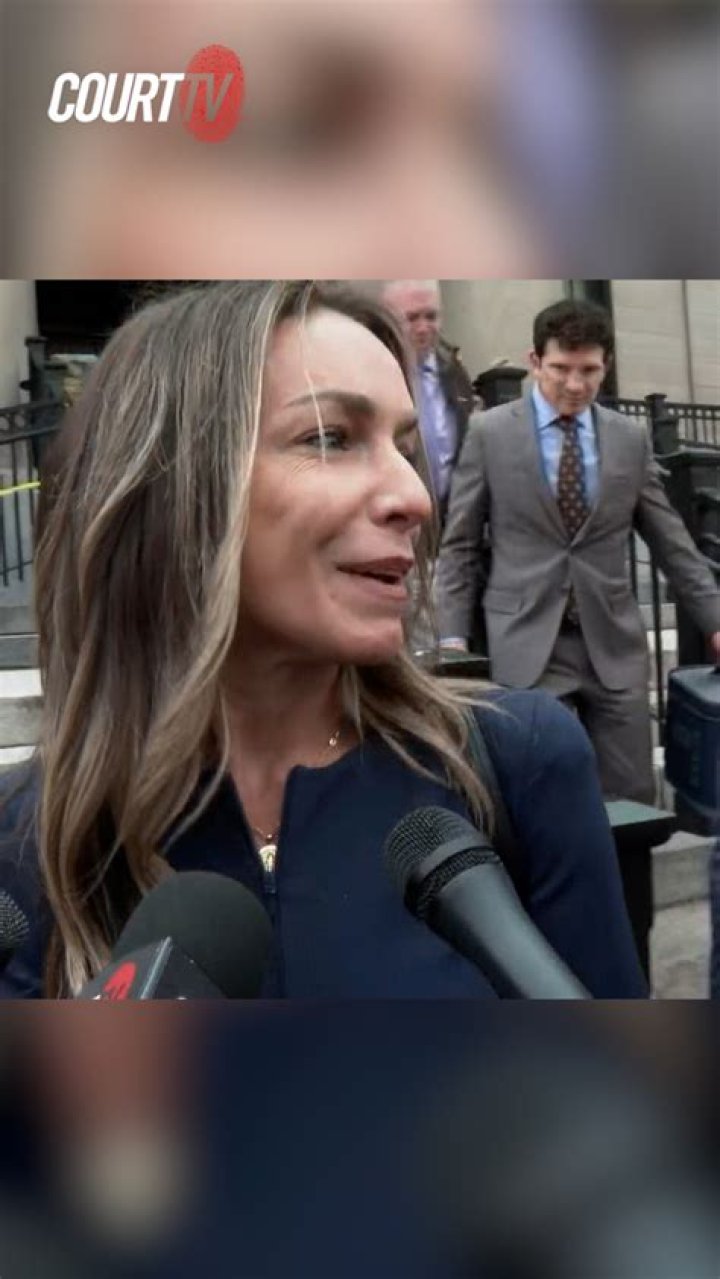 Does girl have right on ancestral property?