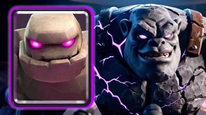 Does Iron Golem protect your house?