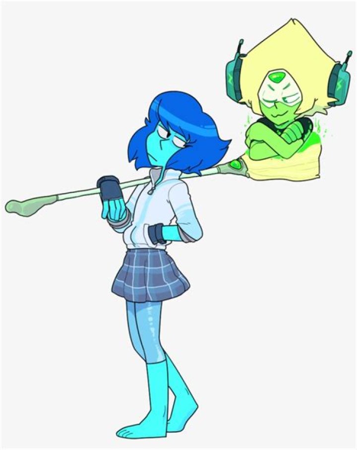 Does Lapis have a crush on Steven?
