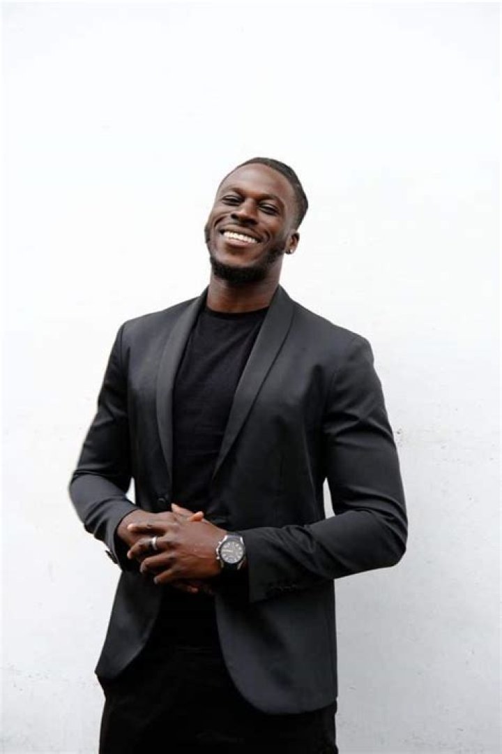 Does PLA break down in water?