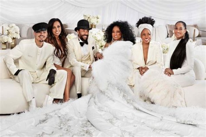 Does Rhonda Paul have a child?