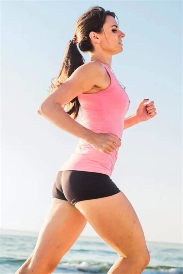 Does running make your hips smaller?