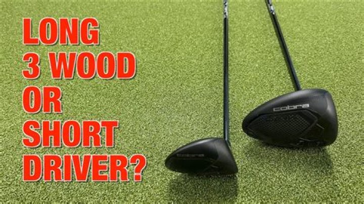 Does Tiger Woods use a regular or stiff shaft?