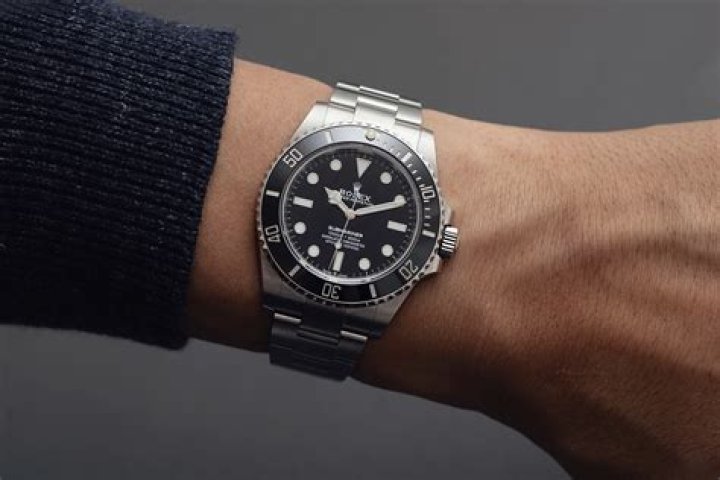 Does Tudor make a Submariner?