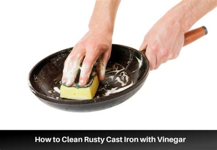 Does vinegar hurt cast iron?